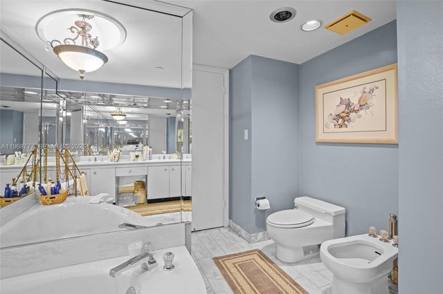 4000 Towerside Ter 1712, Miami, FL 33138