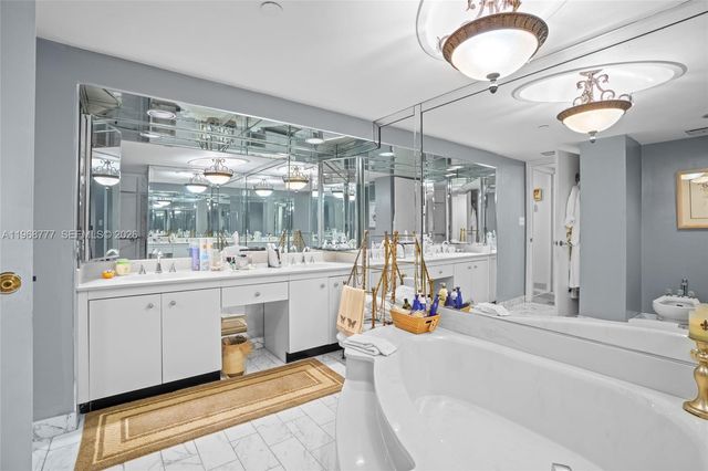 4000 Towerside Ter 1712, Miami, FL 33138