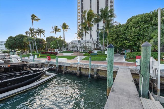 4000 Towerside Ter 1712, Miami, FL 33138