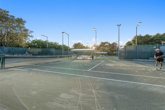 4000 Towerside Ter 1712, Miami, FL 33138