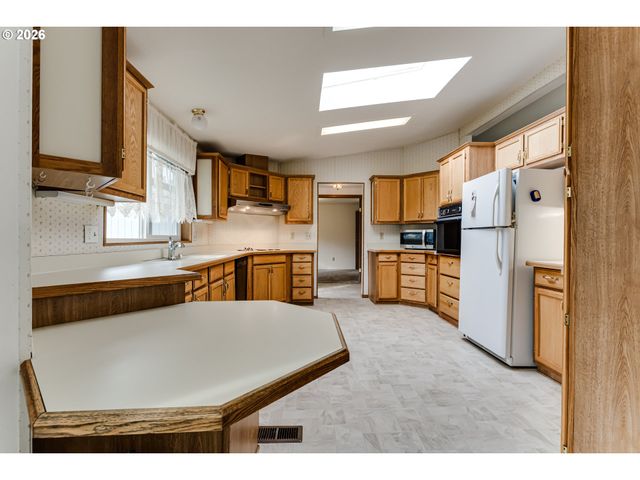 85653 BRADBURY Ln, Eugene, OR 97405