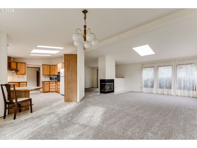 85653 BRADBURY Ln, Eugene, OR 97405