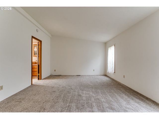 85653 BRADBURY Ln, Eugene, OR 97405