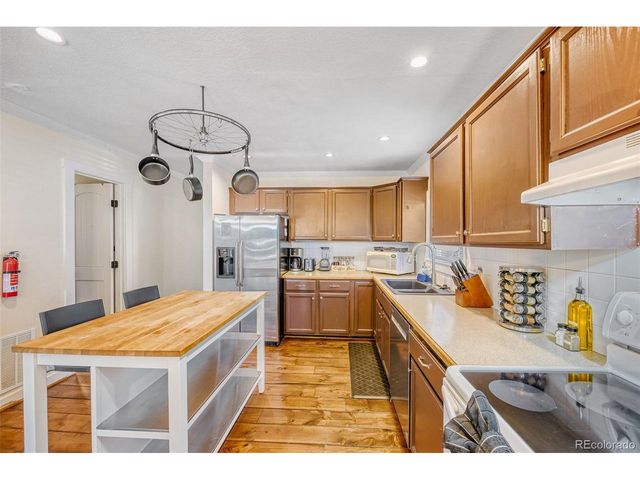 2212 W Bijou St, Colorado Springs, CO 80904