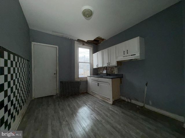 1942 MOSHER ST, Baltimore, MD 21217