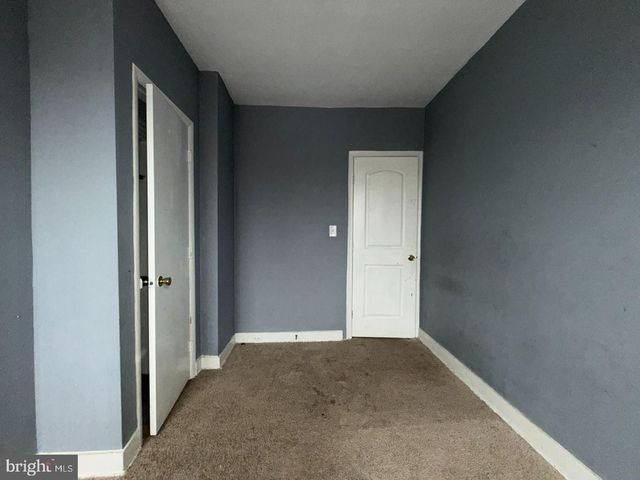 1942 MOSHER ST, Baltimore, MD 21217