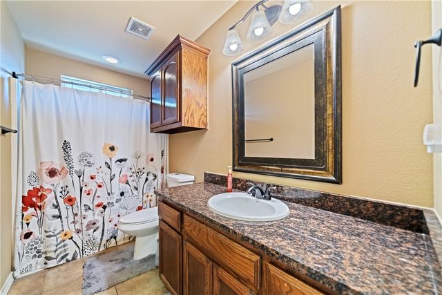 3930 Amadas Dr, Corpus Christi, TX 78414