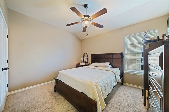 3930 Amadas Dr, Corpus Christi, TX 78414