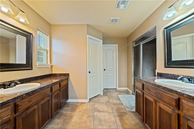 3930 Amadas Dr, Corpus Christi, TX 78414
