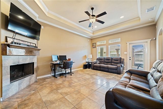 3930 Amadas Dr, Corpus Christi, TX 78414