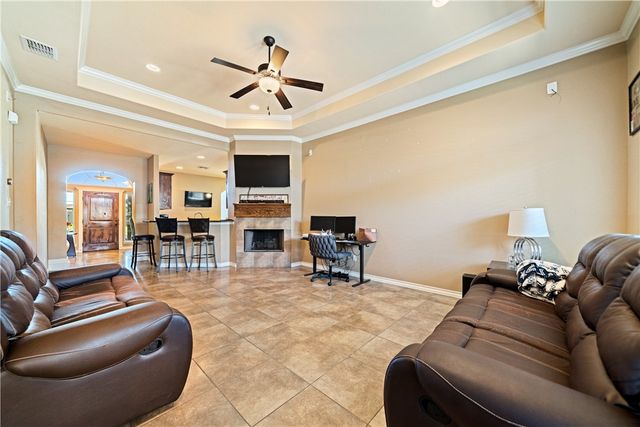 3930 Amadas Dr, Corpus Christi, TX 78414