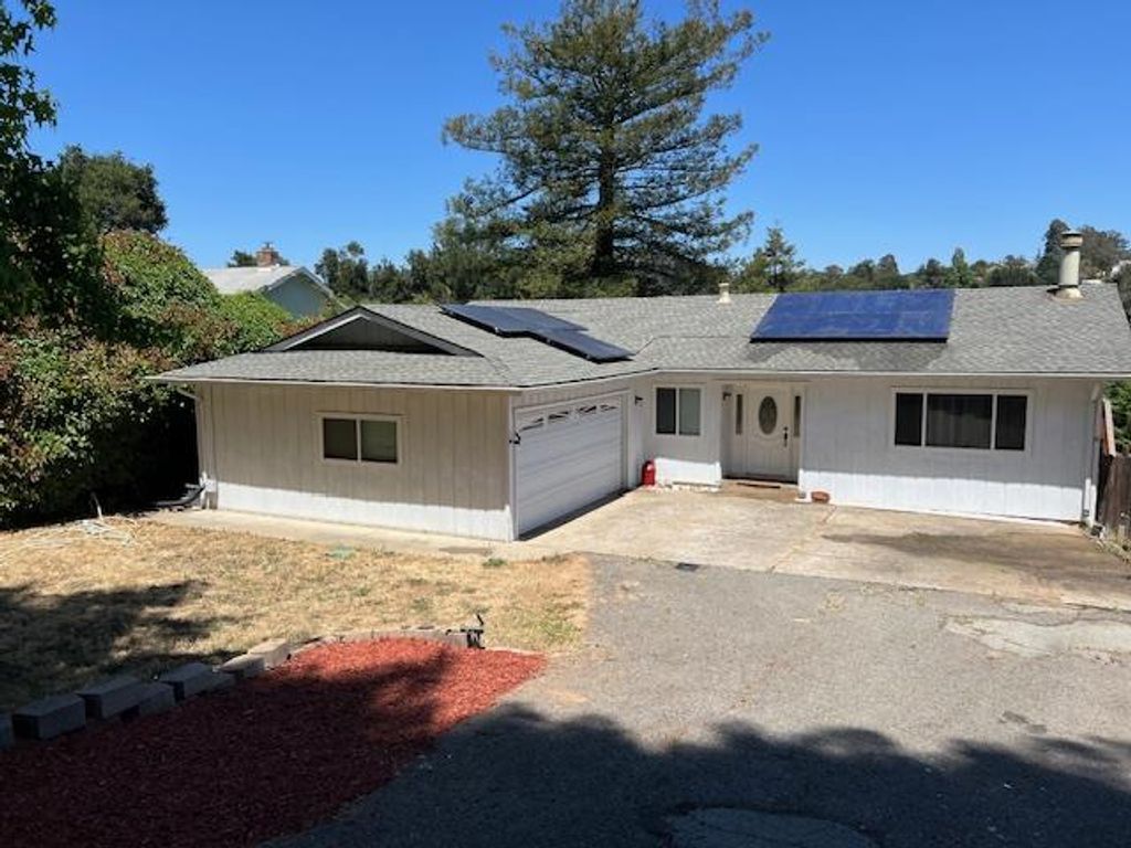 9769 Borromeo Drive, Salinas, CA 93907