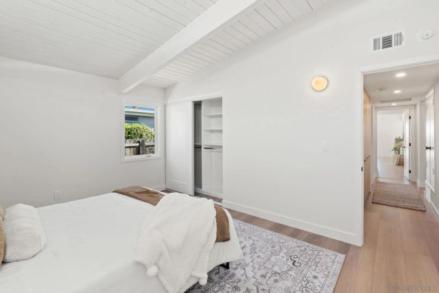 2561 Loring st, San Diego, CA 92109