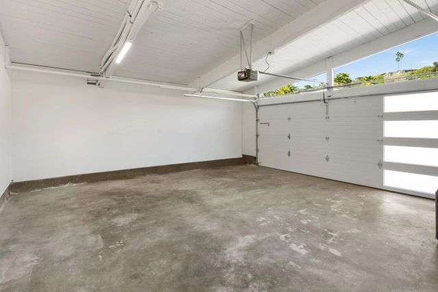 2561 Loring st, San Diego, CA 92109