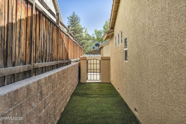 3370 10 Mile Drive, Sparks, NV 89436