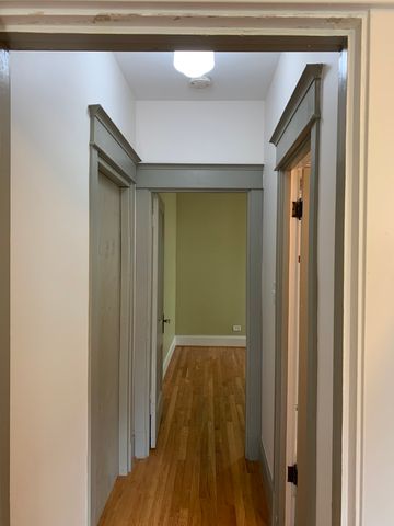 4519 N Sacramento Avenue, Chicago, IL 60625