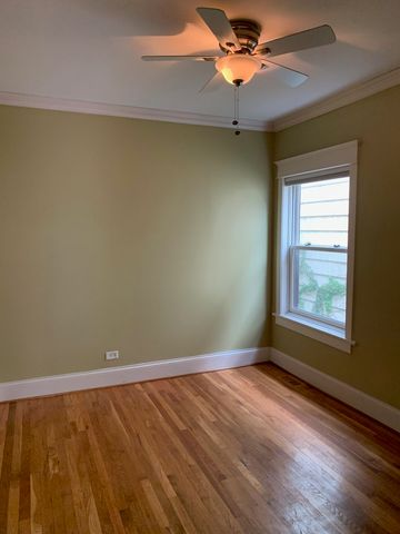 4519 N Sacramento Avenue, Chicago, IL 60625