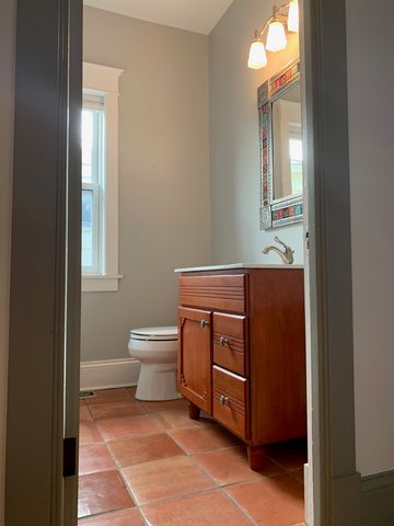 4519 N Sacramento Avenue, Chicago, IL 60625