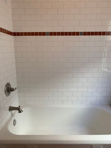 4519 N Sacramento Avenue, Chicago, IL 60625