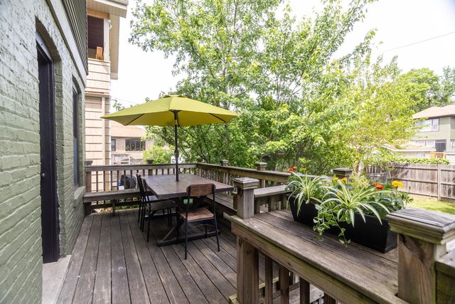 4519 N Sacramento Avenue, Chicago, IL 60625