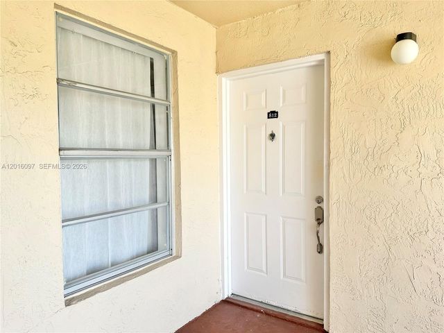 15340 SW 106th Ter 812, Miami, FL 33196