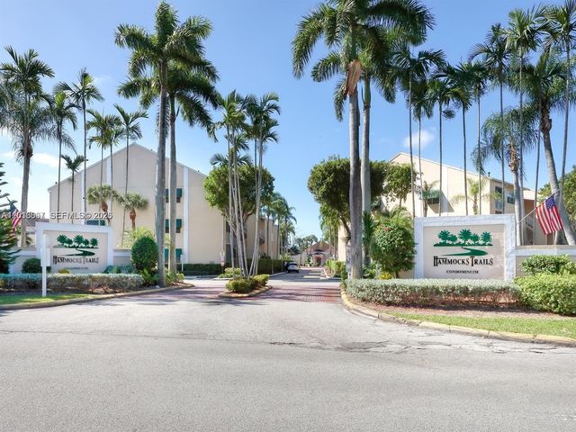15340 SW 106th Ter 812, Miami, FL 33196