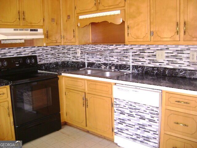 934 Park Place NE, Conyers, GA 30012