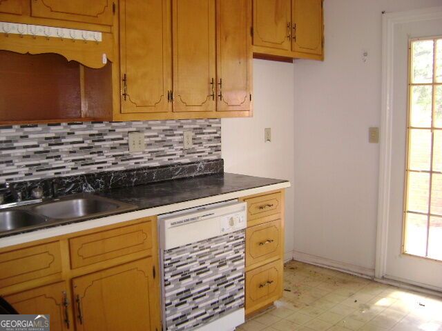 934 Park Place NE, Conyers, GA 30012