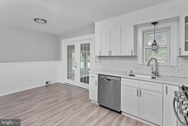 60 SHERBROOKE RD, Ewing, NJ 08638
