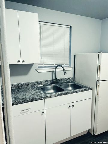 317 CINCINNATI AVE, San Antonio, TX 78201