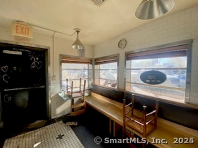 728 Main Street, Middletown, CT 06457