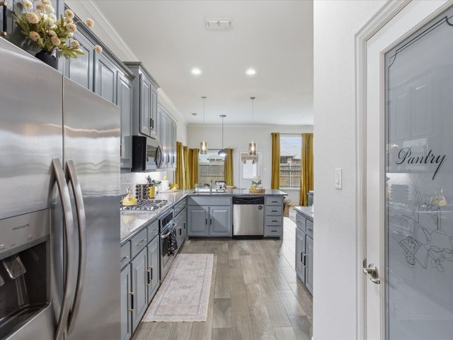 3061 Bella Lago Drive, Fort Worth, TX 76177