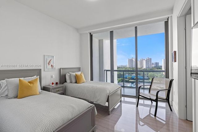 3250 NE 188th Street 904, Aventura, FL 33180
