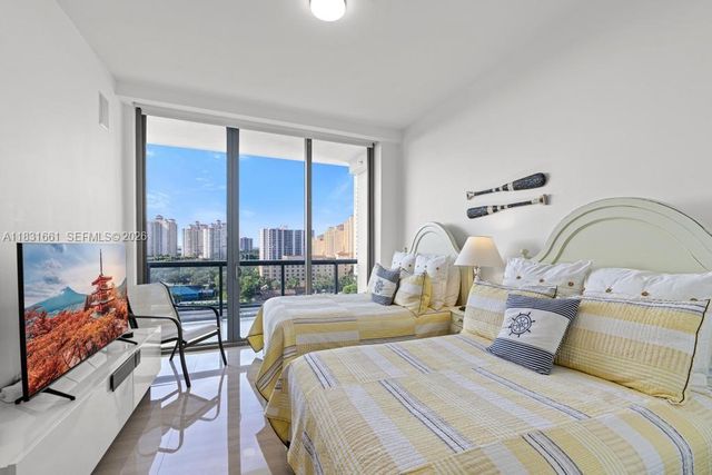 3250 NE 188th Street 904, Aventura, FL 33180