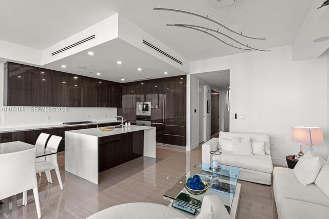 3250 NE 188th Street 904, Aventura, FL 33180