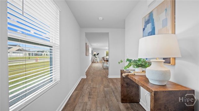 8 Oak Way, Port Wentworth, GA 31407