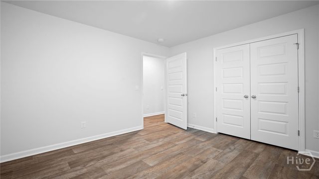 8 Oak Way, Port Wentworth, GA 31407