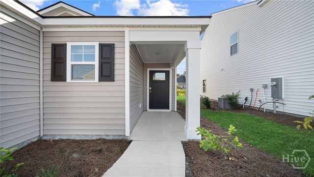 8 Oak Way, Port Wentworth, GA 31407