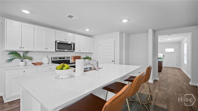 8 Oak Way, Port Wentworth, GA 31407