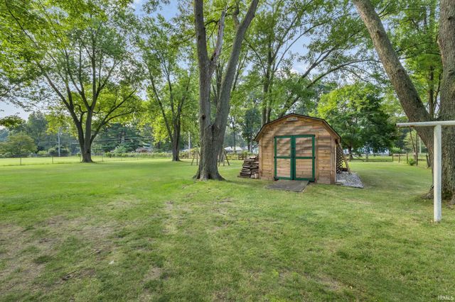 1917 E McKinley Avenue, Mishawaka, IN 46545