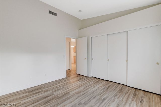 2052 Quarry Ridge Street 201, Las Vegas, NV 89117