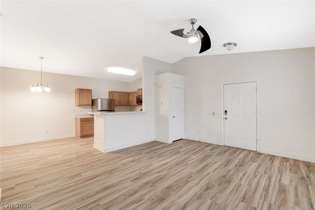 2052 Quarry Ridge Street 201, Las Vegas, NV 89117