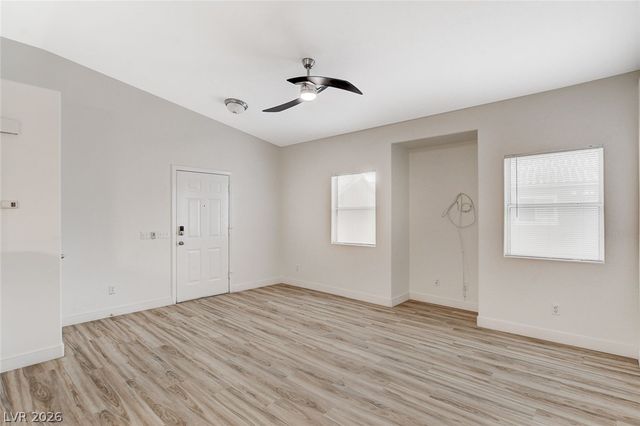 2052 Quarry Ridge Street 201, Las Vegas, NV 89117