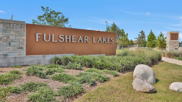 7711 Powdered Dancer Court, Fulshear, TX 77441