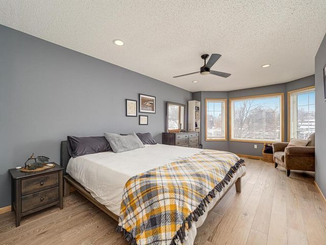 5970 W 16th Street 712, Saint Louis Park, MN 55416