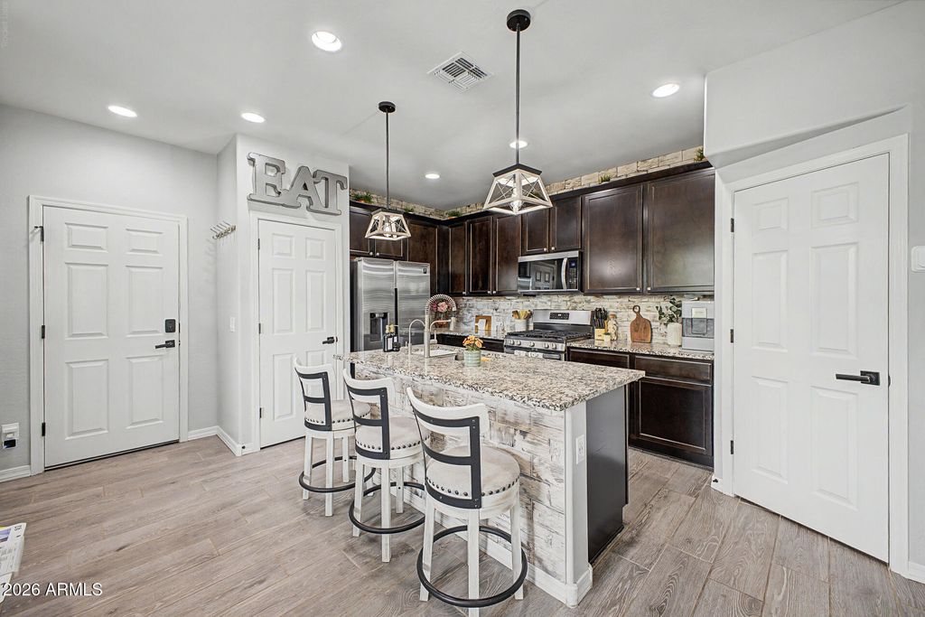8231 E INVERNESS Avenue, Mesa, AZ 85209 — photo 4