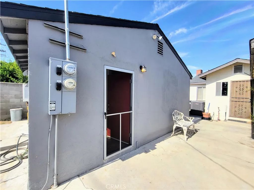 4514 Linden, Long Beach, CA 90807