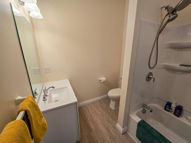 55 Garden Circle, St. Albans Town, VT 05478