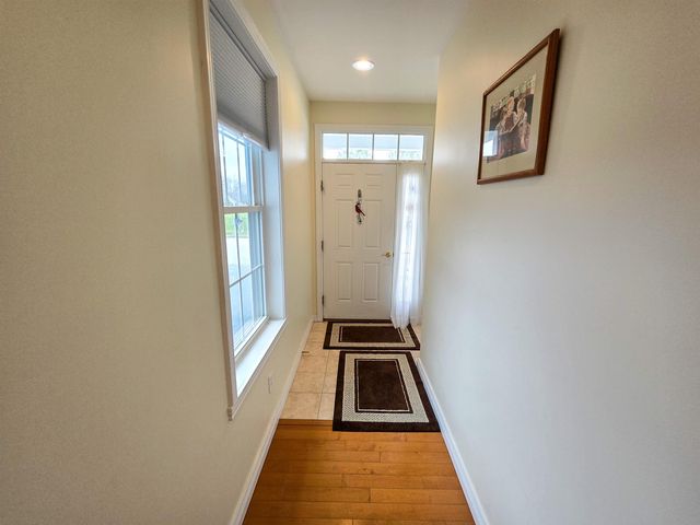 55 Garden Circle, St. Albans Town, VT 05478
