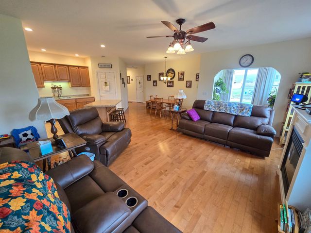55 Garden Circle, St. Albans Town, VT 05478